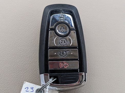 Certified 2023 Lincoln Nautilus Reserve w/ Equipment Group 202A image 31