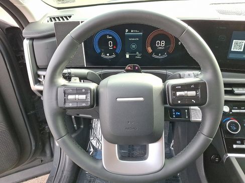 Used 2025 Hyundai Santa Fe SEL image 19