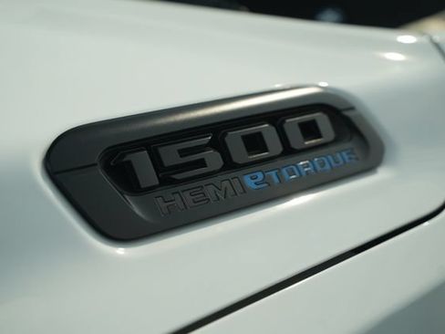 Used 2023 RAM 1500 Big Horn AWD/4WD image 42