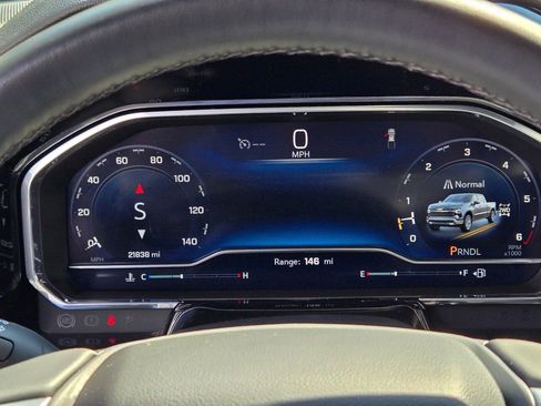 Used 2025 Chevrolet Silverado 1500 LT image 29