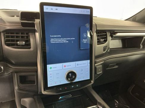 Used 2024 Ford Expedition Max Platinum image 19