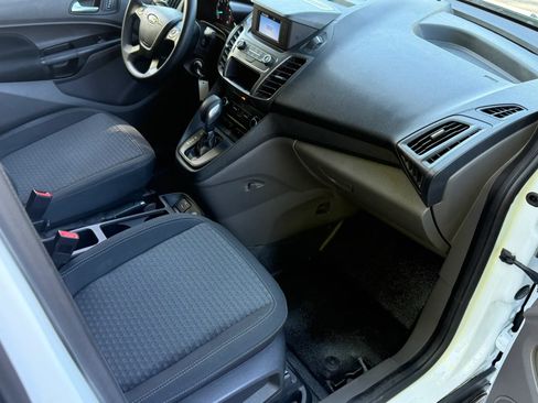 Used 2020 Ford Transit Connect XL FWD image 15