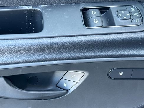 New 2026 Mercedes-Benz Sprinter 2500 image 11