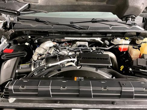 Certified 2024 GMC Sierra 2500 Denali Ultimate AWD/4WD image 31