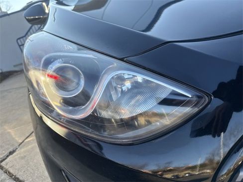 Used 2016 Hyundai Elantra GT image 25