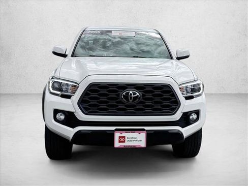 Certified 2020 Toyota Tacoma TRD Off-Road w/ TRD Premium Off Road Package AWD/4WD image 2