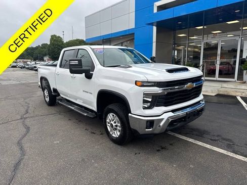 Used 2025 Chevrolet Silverado 2500 LT w/ Convenience Package AWD/4WD image 1