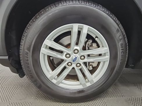 Used 2022 Ford Explorer XLT w/ Equipment Group 202A image 45