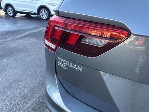 Used 2020 Volkswagen Tiguan SEL w/ 3rd Row Seat Package image 5