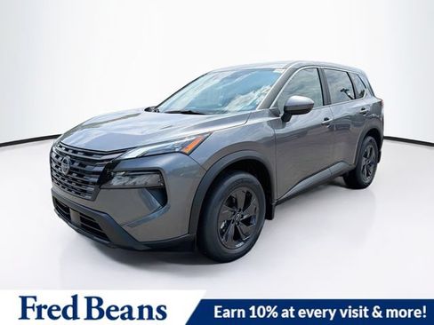 New 2026 Nissan Rogue SV w/ Cold Weather Package AWD/4WD image 3