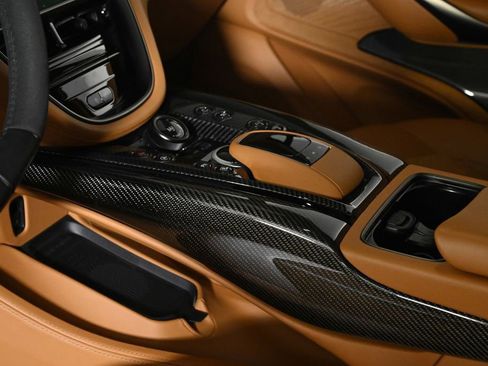 Used 2023 Aston Martin DBX 707 AWD/4WD image 19