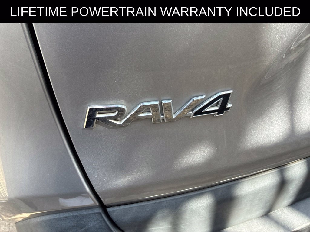 Used 2019 Toyota RAV4 XLE Premium FWD image 8