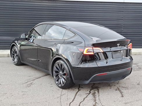 Used 2020 Tesla Model Y Performance image 4
