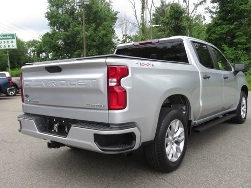 Used 2022 Chevrolet Silverado 1500 Custom AWD/4WD image 5