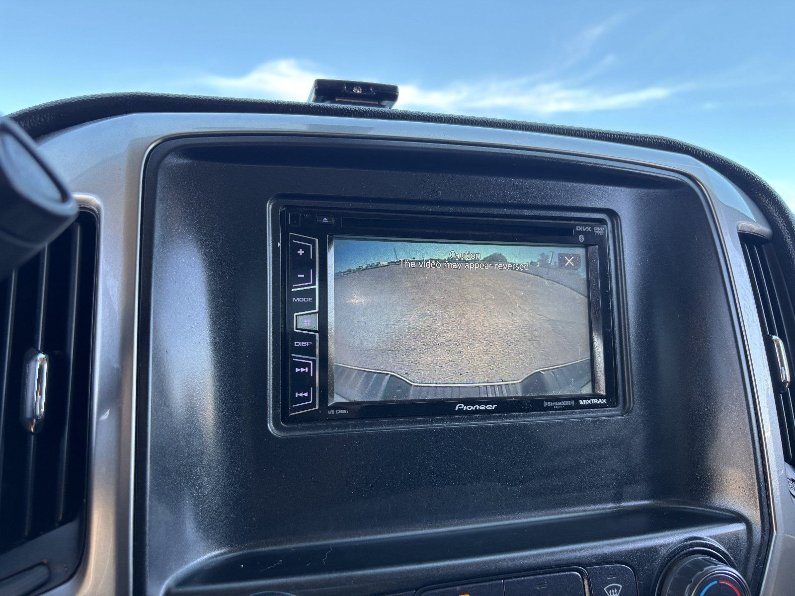 Used 2015 Chevrolet Silverado 1500 LT AWD/4WD image 24