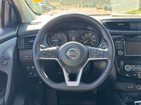 Certified 2020 Nissan Rogue Sport SL w/ Premium Package image 16
