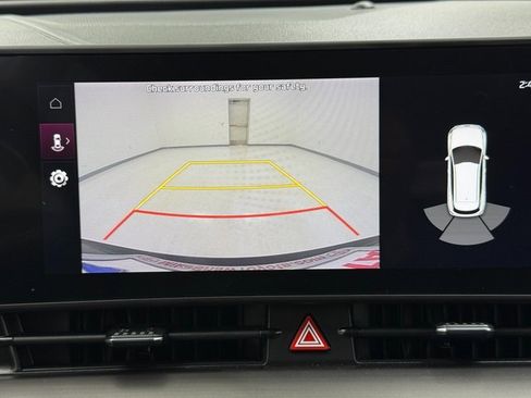 Used 2023 Kia Sportage EX image 20