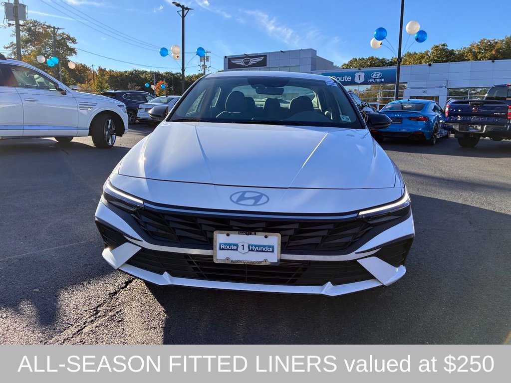 Used 2026 Hyundai Elantra Sport FWD image 2