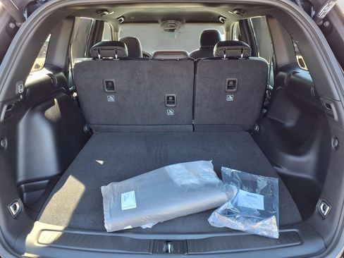 New 2026 Jeep Grand Cherokee Laredo image 26