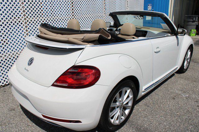 Used 2017 Volkswagen Beetle 1.8T S FWD image 9