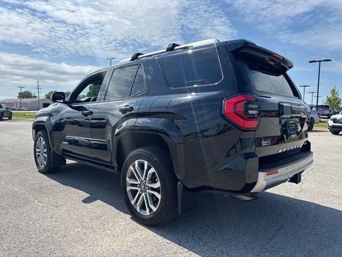 Used 2025 Toyota 4Runner Limited w/ Tow Technology Package AWD/4WD image 4