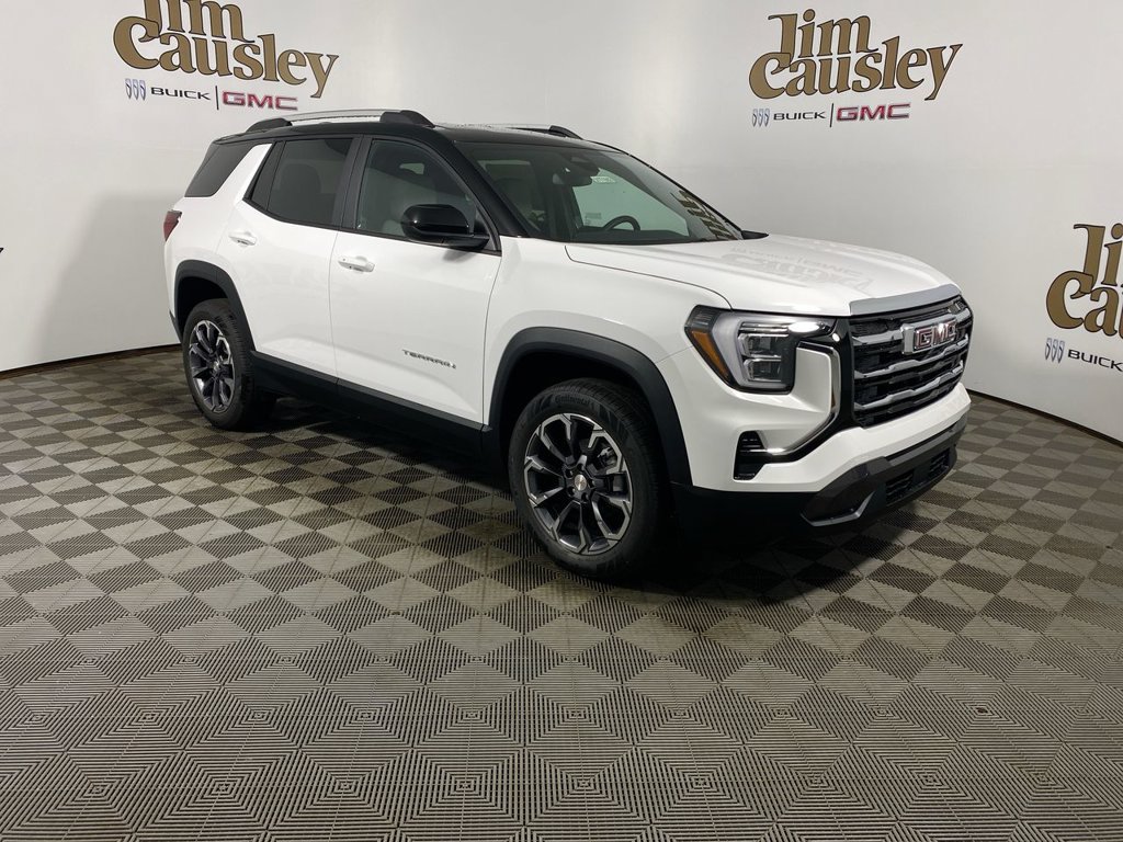 Used 2027 GMC Terrain Elevation w/ Elevation Premium Package FWD image 1