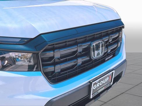 Used 2024 Honda Ridgeline Sport image 30