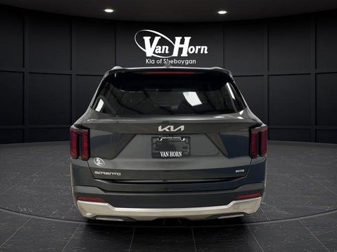 Used 2025 Kia Sorento EX w/ EX Panoramic Sunroof Package image 14