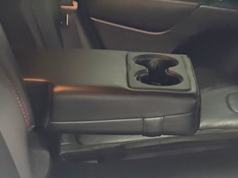 Used 2016 Jeep Cherokee Trailhawk w/ Comfort/Convenience Group AWD/4WD image 22