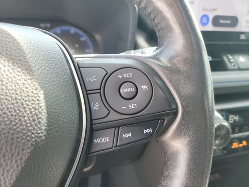 Used 2024 Toyota RAV4 XSE w/ Advanced Technology Package AWD/4WD image 27