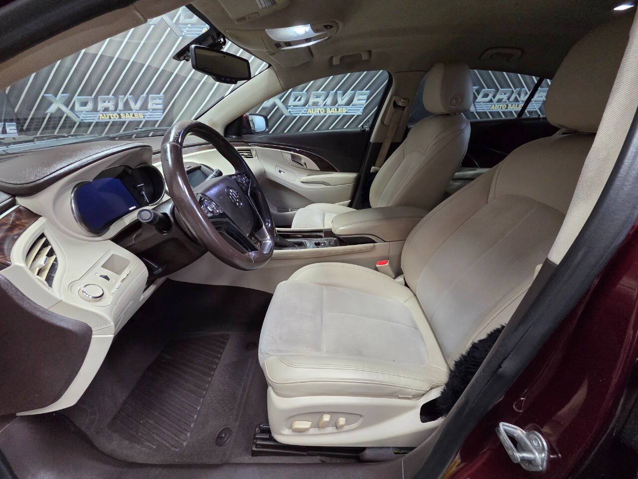Used 2016 Buick LaCrosse FWD image 19