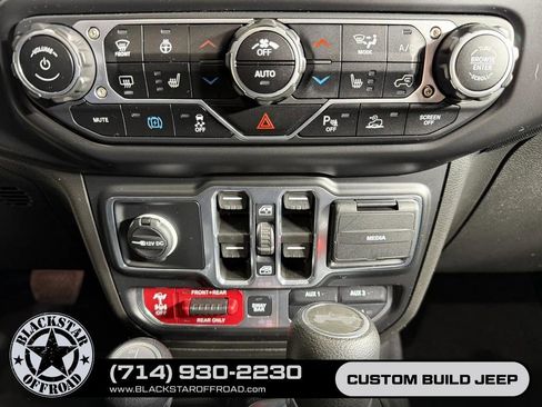 Used 2022 Jeep Wrangler Unlimited Rubicon 4xe w/ Steel Bumper Group AWD/4WD image 30