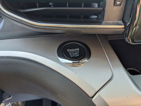 Certified 2022 Ford Explorer XLT w/ Equipment Group 202A image 30