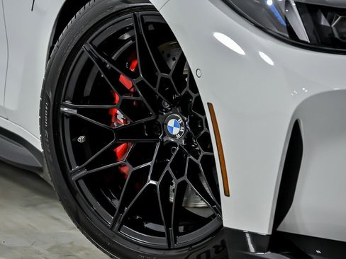 Used 2026 BMW M4 xDrive Competition w/ Executive Package image 3