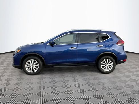 Used 2020 Nissan Rogue SV image 7