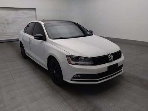 Used 2018 Volkswagen Jetta Sport FWD image 13