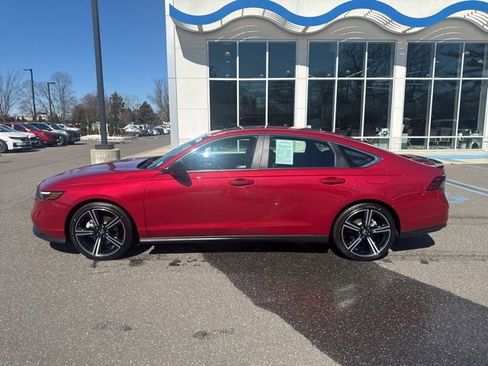 Used 2024 Honda Accord Sport image 5