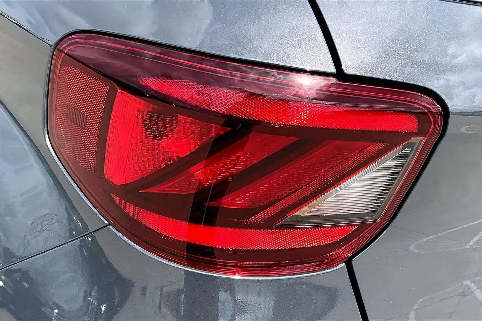 Certified 2026 Hyundai Venue SEL FWD image 29