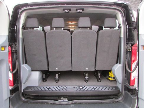 Used 2018 Ford Transit 350 XL image 5