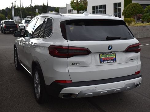 Used 2023 BMW X5 xDrive45e w/ Parking Assistance Package AWD/4WD image 7