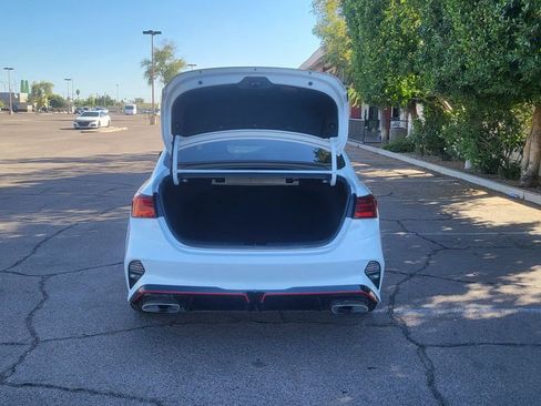 Used 2023 Kia Forte GT image 11