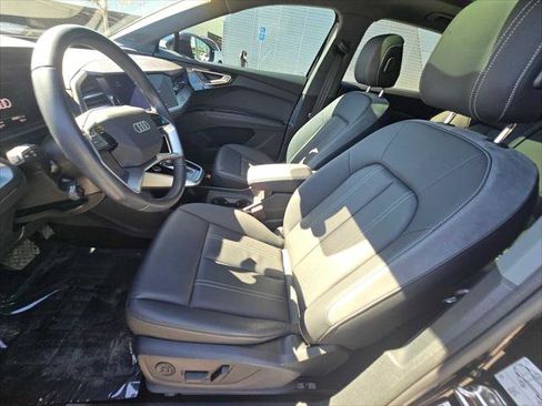 Used 2024 Audi Q4 e-tron Prestige AWD/4WD image 25