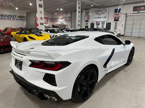 Used 2024 Chevrolet Corvette Stingray Preferred Cpe w/ Z51 Performance Package RWD image 31