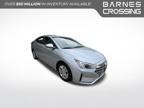 Used 2020 Hyundai Elantra SE FWD image 1