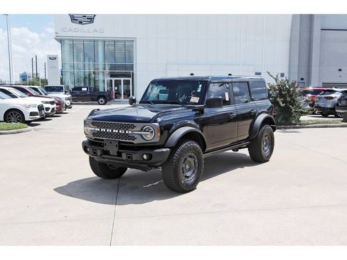 Used 2025 Ford Bronco Badlands w/ Sasquatch Package AWD/4WD image 3