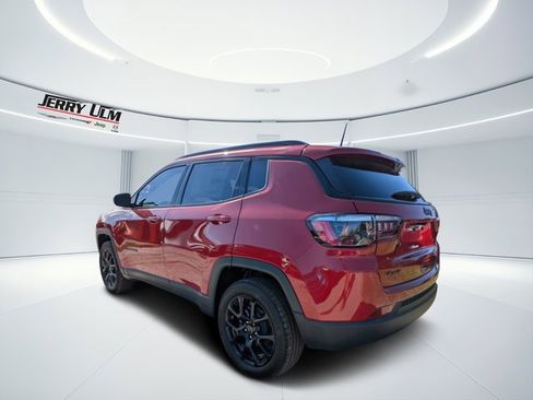 New 2026 Jeep Compass Latitude image 34