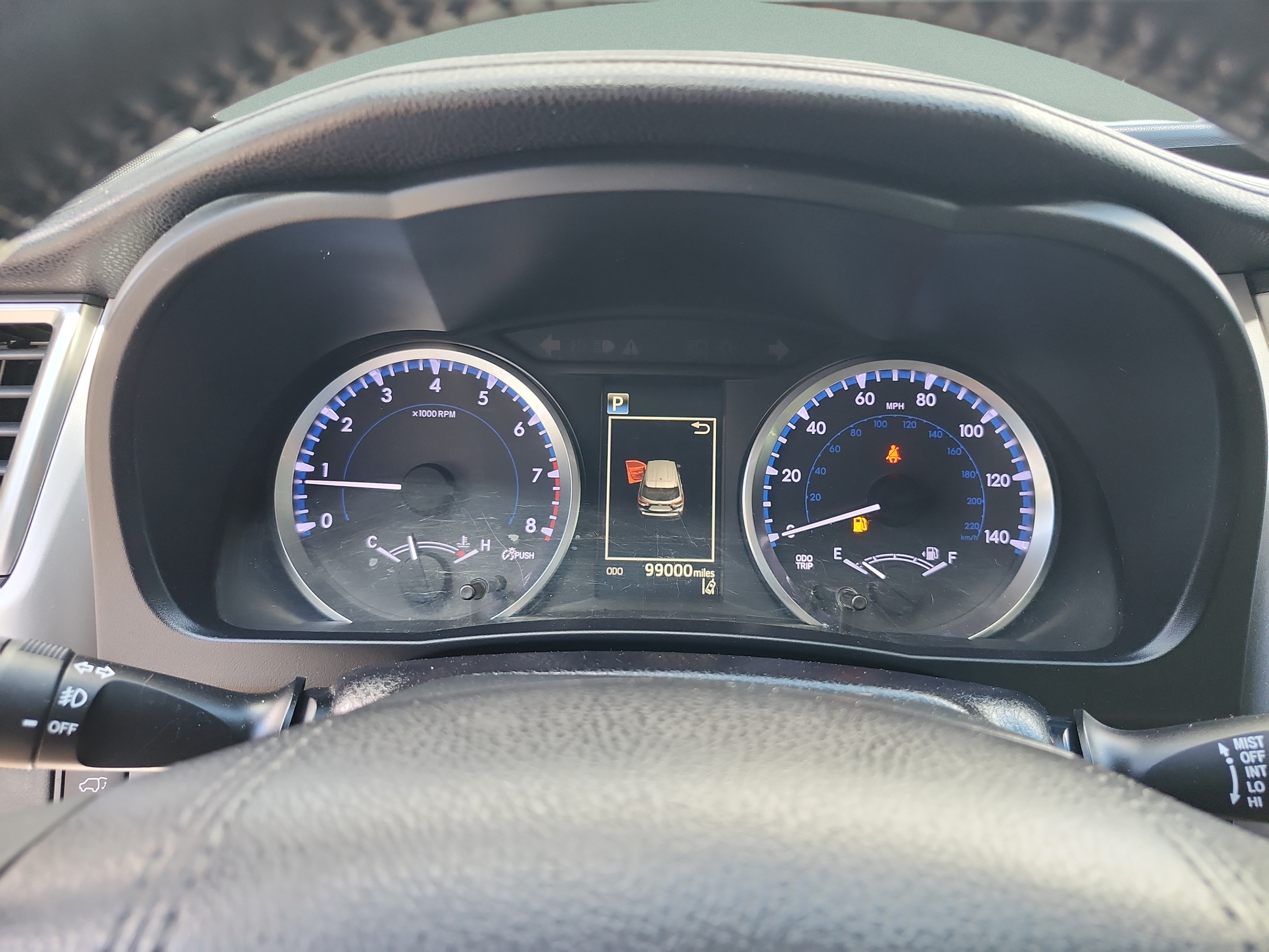 Used 2018 Toyota Highlander Plus FWD image 10