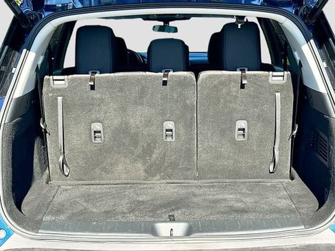 Used 2025 Nissan Pathfinder SV image 25