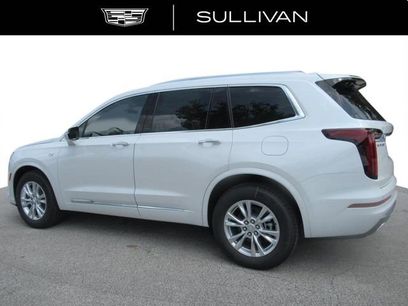 New 2025 Cadillac XT6 Luxury