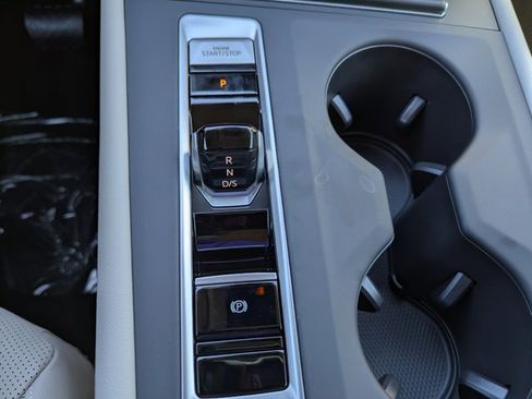 New 2026 Volkswagen Atlas SE image 21